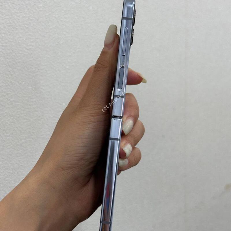 ���ܻ�)������Z�ø�4 ���� 256GB Y1821