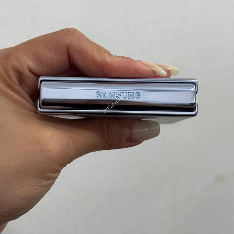 ���ܻ�)������Z�ø�4 ���� 256GB Y1821
