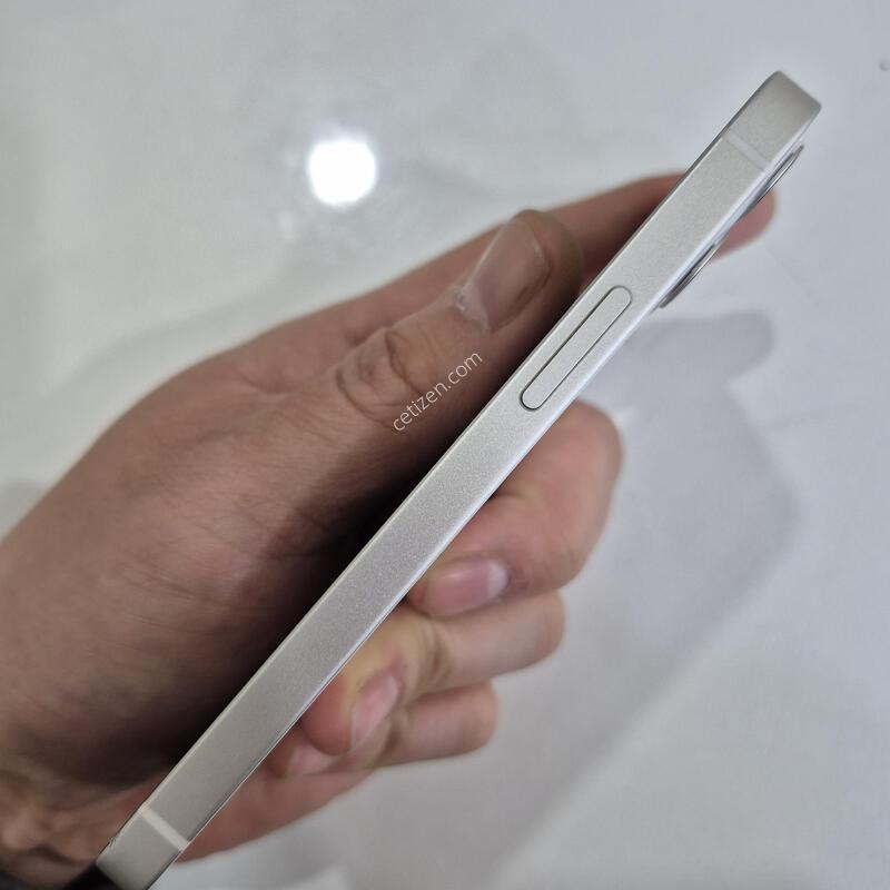 ������12�̴�128G ���ܻ� �������⽺ �߰��� �����