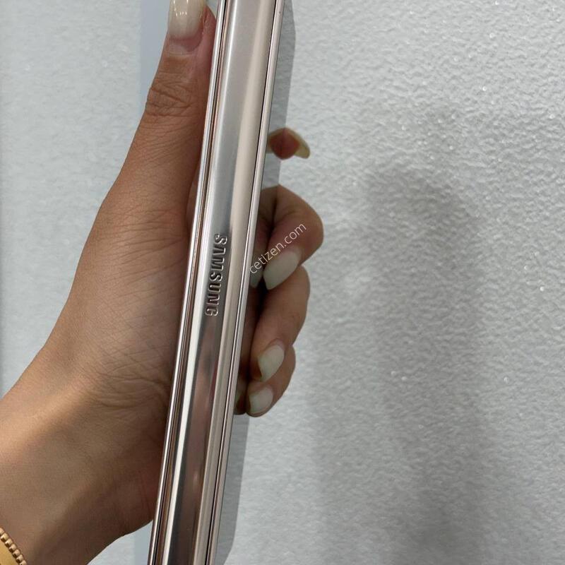 �ܰ�����)������Z����4 ������ 256GB Y1820