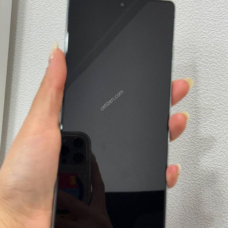 �����ó�Ʈ20 �׸� 256GB Y1827