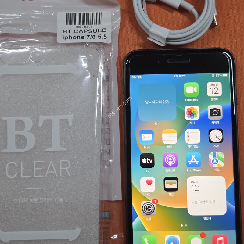 ������8Plus 64GB.���͸�100%