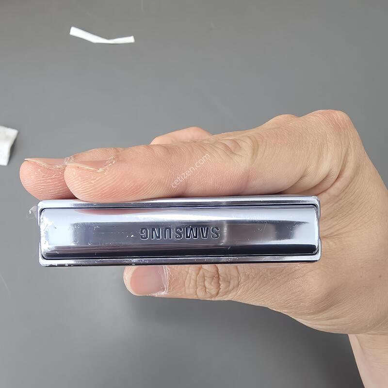 (144)������z�ø�4 256 �Ǹ��մϴ�