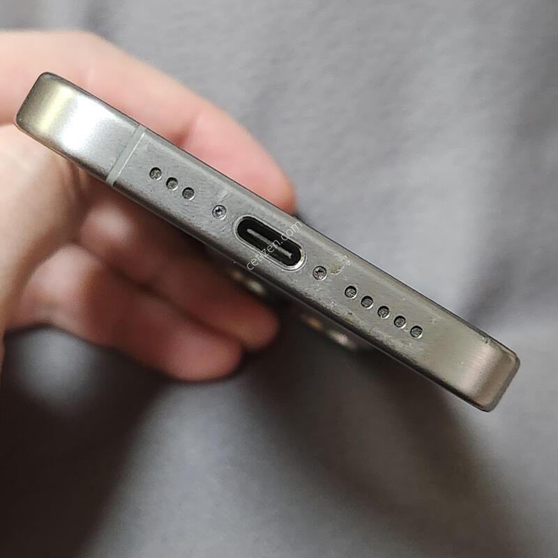 ������15���� 256G �׷��� ������ 15384