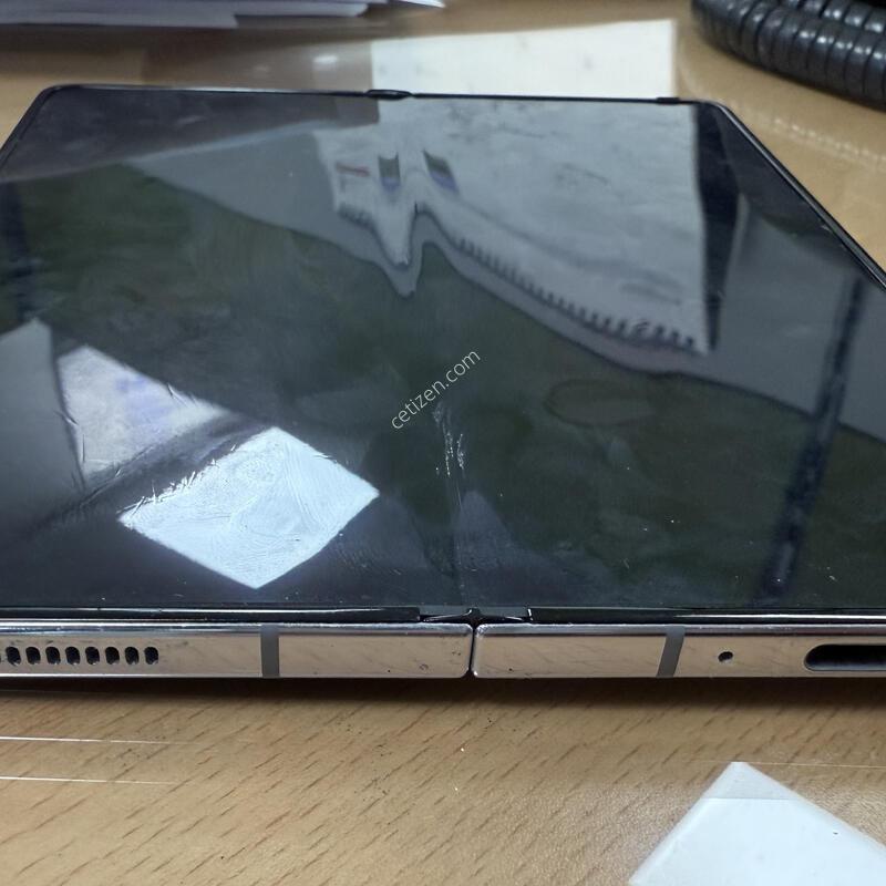 ������ ���� 5 512GB