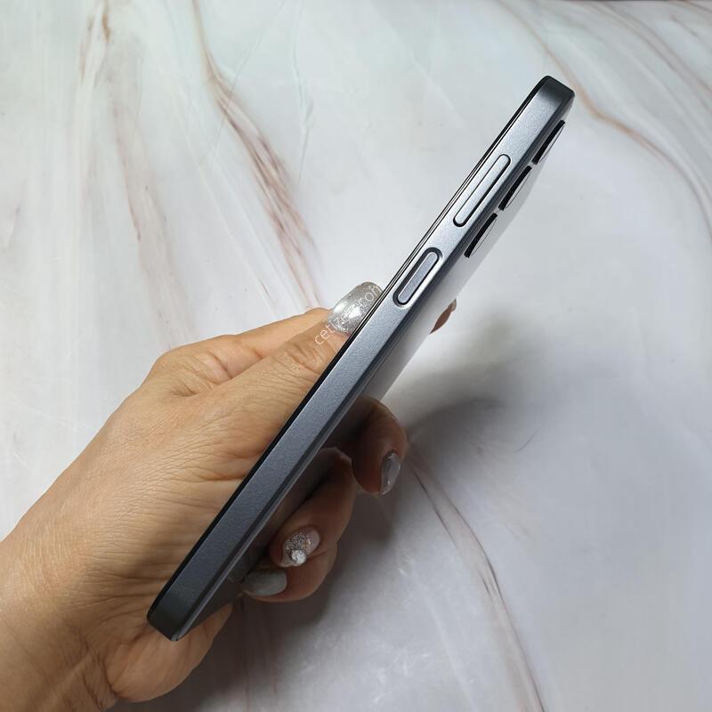SK ������ ���̵�7 128G �׷��� S�� �Ǹ��մϴ�