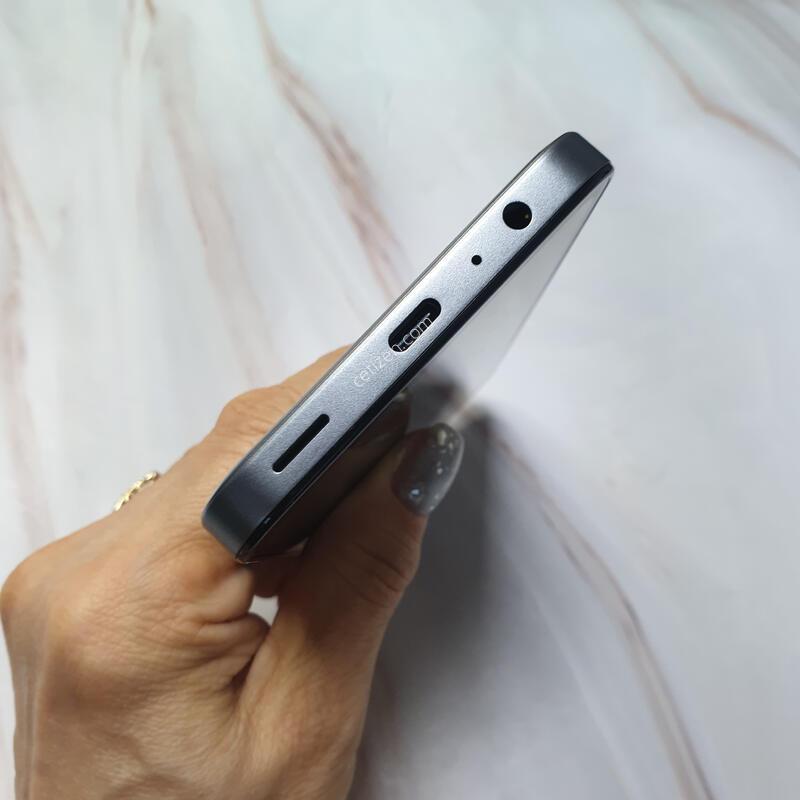 SK ������ ���̵�7 128G �׷��� S�� �Ǹ��մϴ�