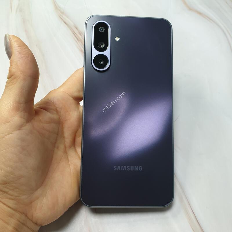 KT ������ ����4 ���� 128G S�� �Ǹ��մϴ�
