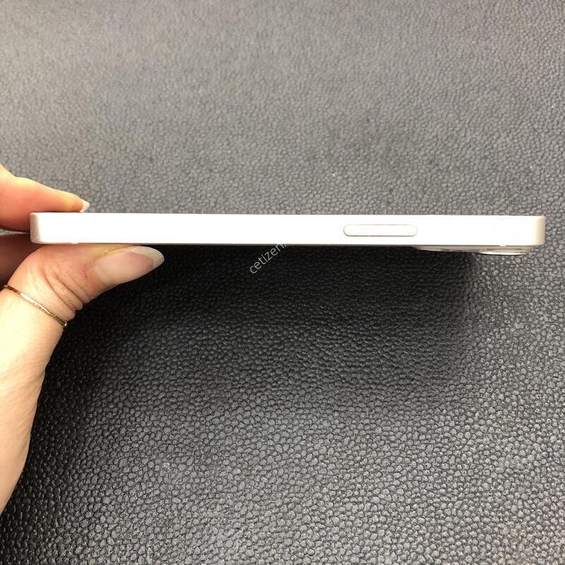 ������13�̴� ȭ��Ʈ 128G,�����ϰ� �Ǹ��մϴ�