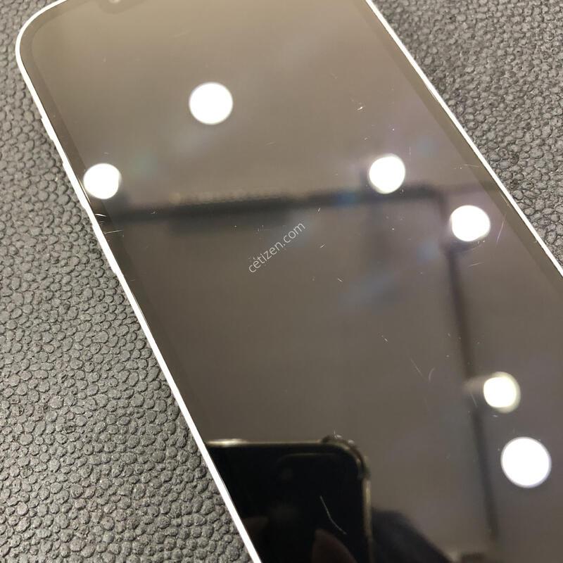 ������13�̴� ȭ��Ʈ 128G,�����ϰ� �Ǹ��մϴ�