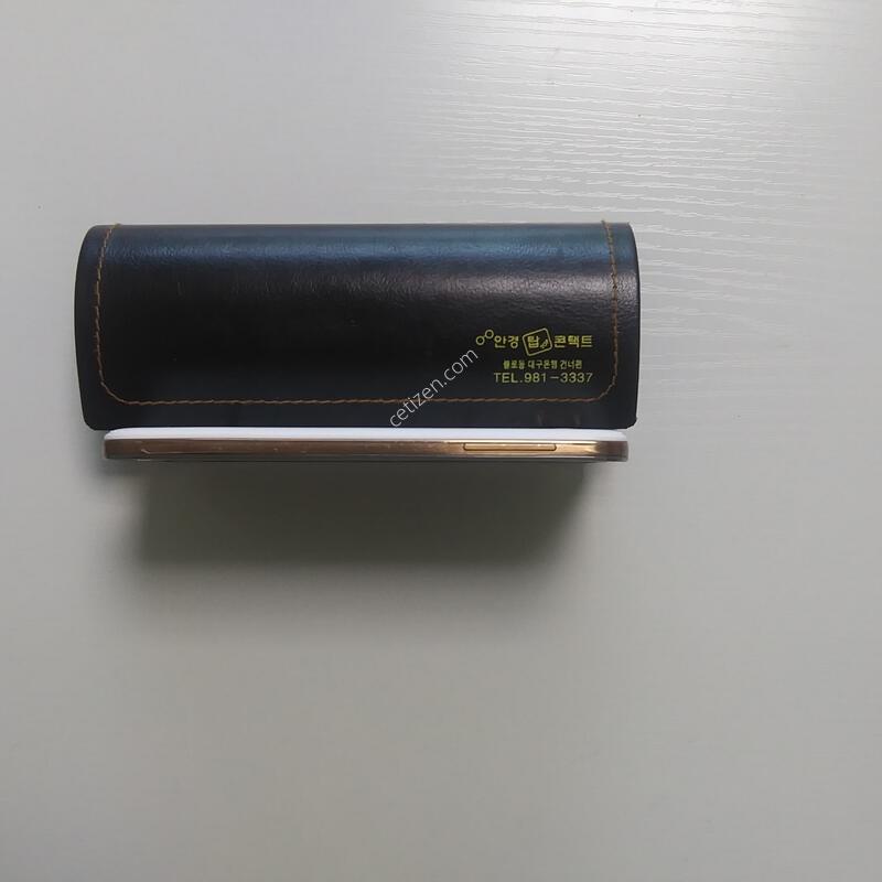 ���������� SHV-E330L 16GB �Ǹ��մϴ�~~