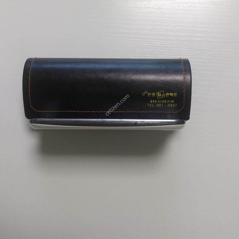 ���������� SHW-M440S 16GB �Ǹ��մϴ�~~