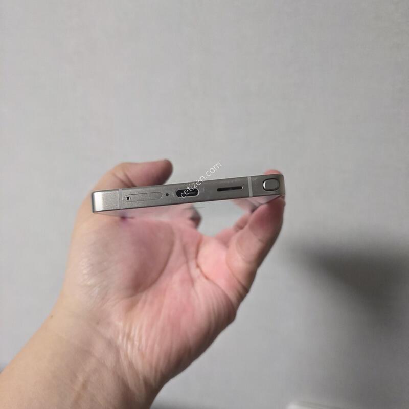 ������ S25��Ʈ�� ƼŸ�� ���� 256�Ⱑ SS�� �Ⱦƿ�~