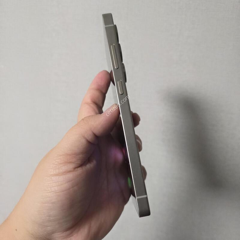 ������ S25��Ʈ�� ƼŸ�� ���� 256�Ⱑ SS�� �Ⱦƿ�~
