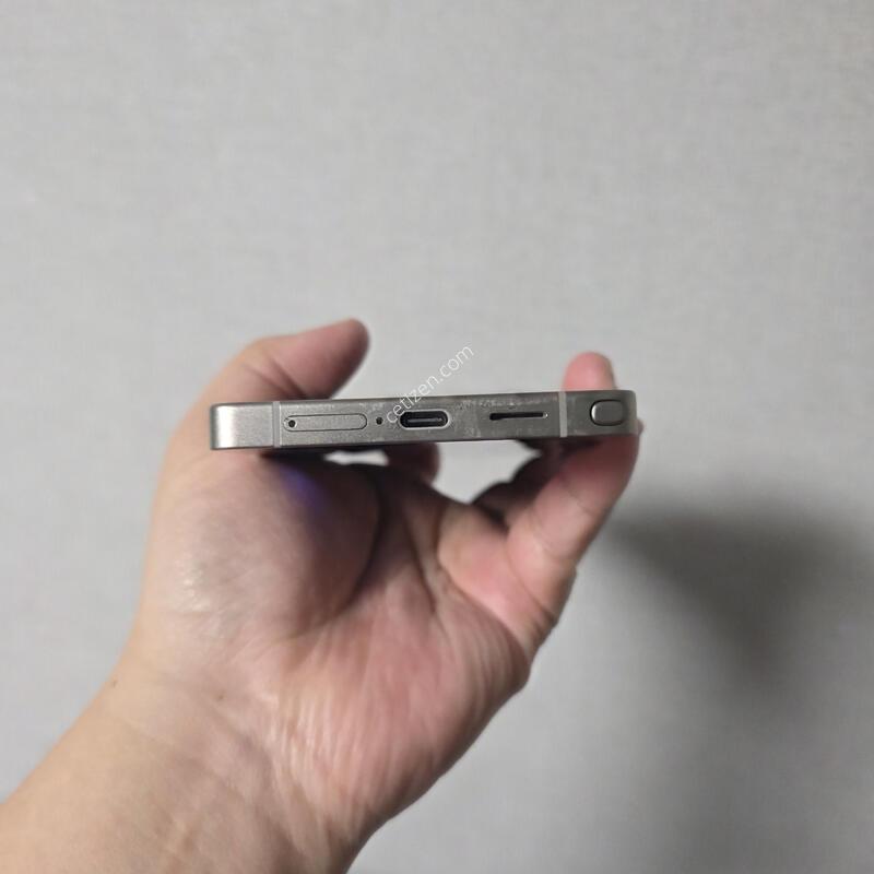 ������ S25��Ʈ�� ƼŸ�� ���� 256�Ⱑ SS�� �Ⱦƿ�~