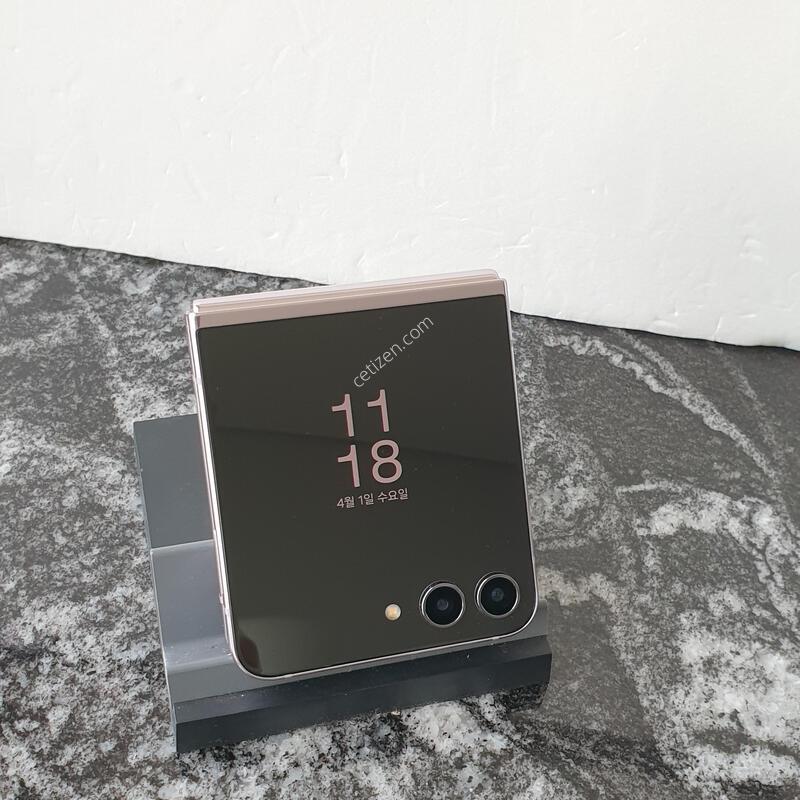 SK ������Z�ø�5 (F731N) ���� 256�Ⱑ (0550928)