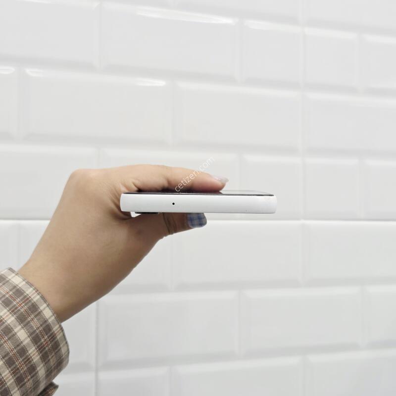 ����������3 ���� 128GB
