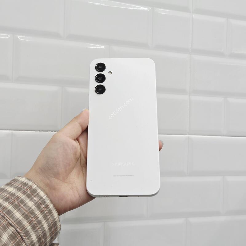 ����������3 ���� 128GB