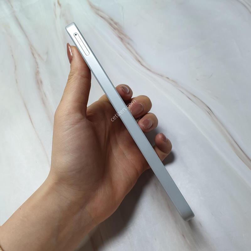 SK ������ A16 �׷��� 128G S�� �Ǹ��մϴ�