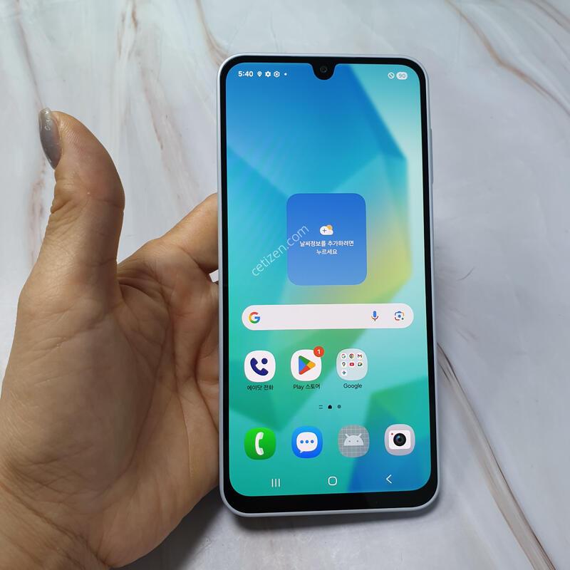 SK ������ A16 �׷��� 128G S�� �Ǹ��մϴ�