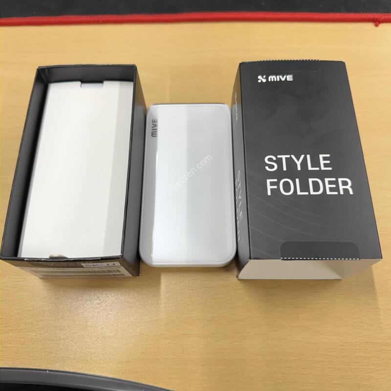 ��Ÿ������ ȭ��Ʈ SS�� 32GB Ǯ�ڽ�