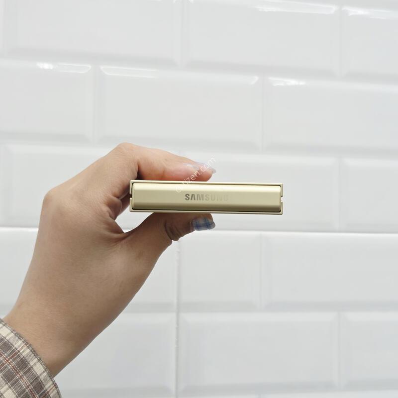 ������Z�ø�6 ���ο� 256GB A��