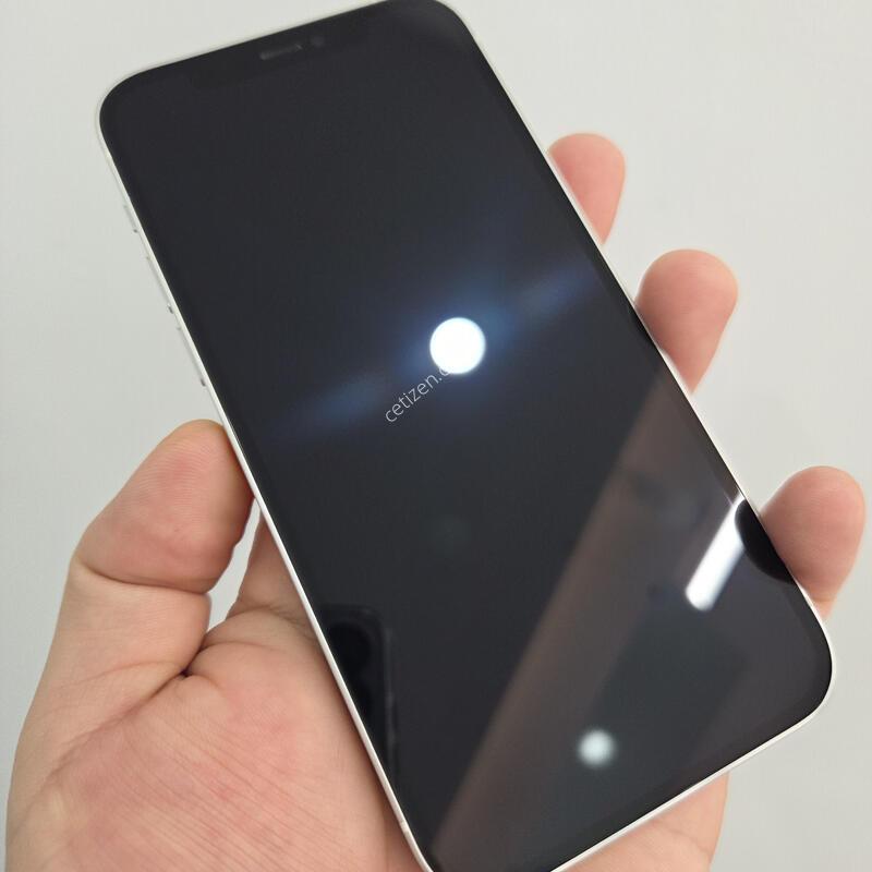 ������12 128GB ȭ��Ʈ A��!!