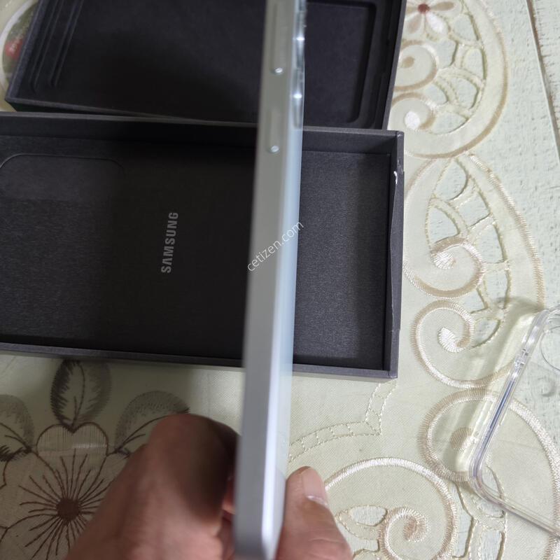 ������ S25+ 512Gb �ڱ������Դϴ�.
