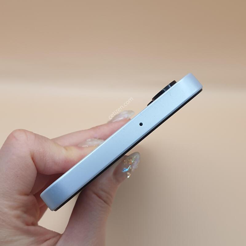 ������ ����3 ����Ʈ���� 128G �Ǹ��մϴ�