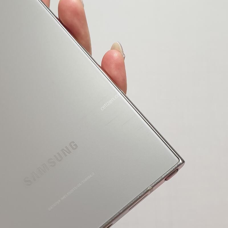 ������S24��Ʈ�� ƼŸ���׷��� 256�Ⱑ �Ǹ��մϴ�-S928N
