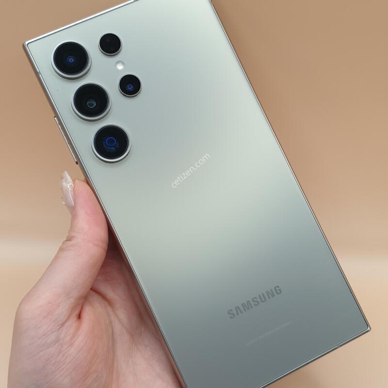 ������S24��Ʈ�� ƼŸ���׷��� 256�Ⱑ �Ǹ��մϴ�-S928N