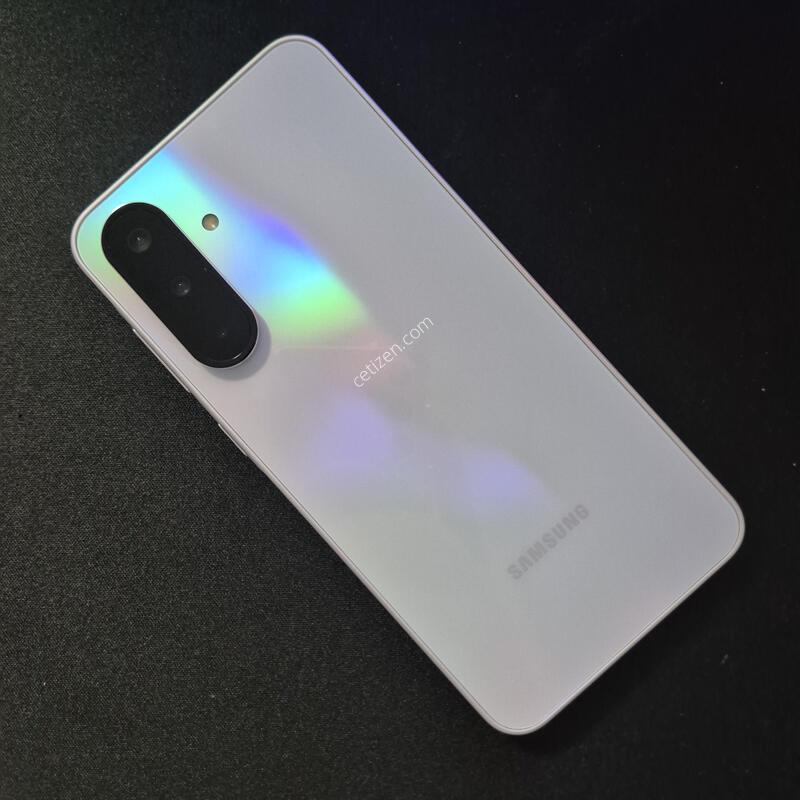 ������ A36 ���̽����� 128G