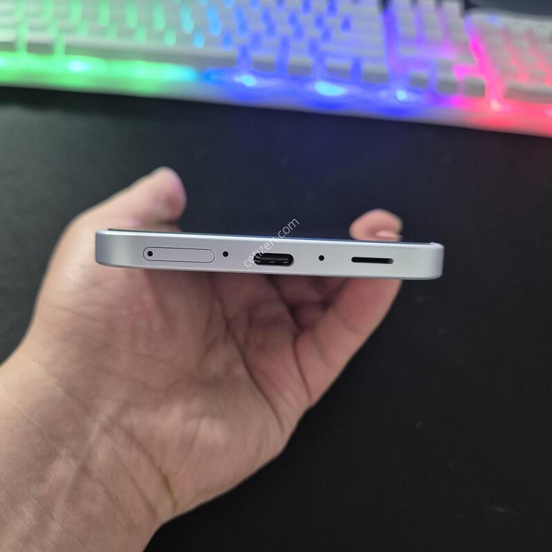 ������ A36 ���̽����� 128G