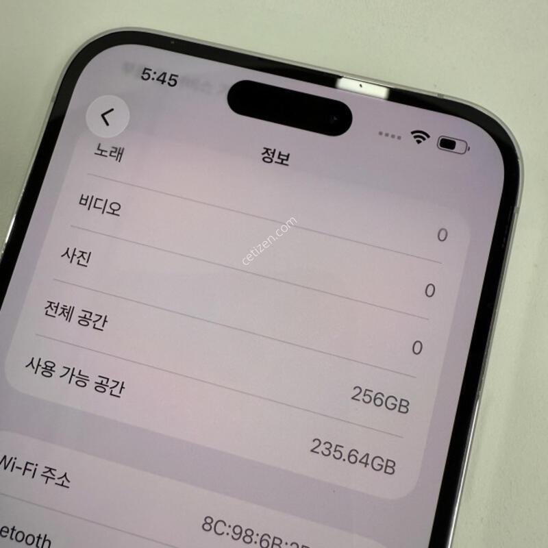 ������14���θƽ� 256GB �Ǹ��մϴ�.