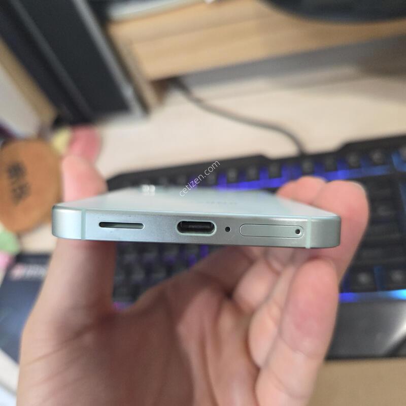 S25 256GB S��