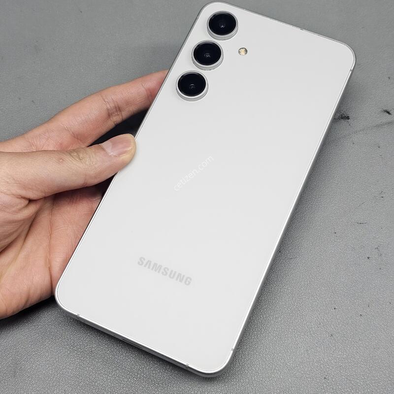�Ｚ ������ S24FE 256GB �׷��� ���ܻ� �߰��� ~!