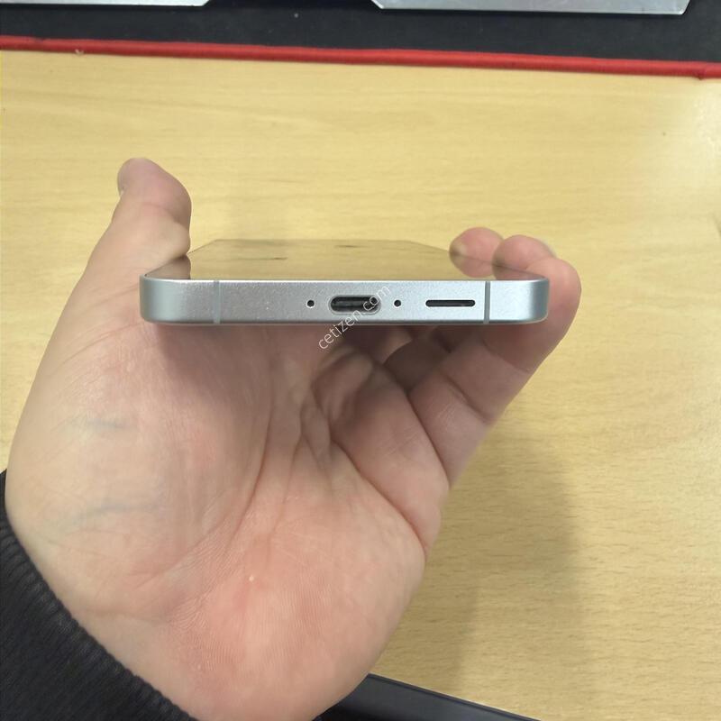 ������ S24FE ���� S�� 256GB