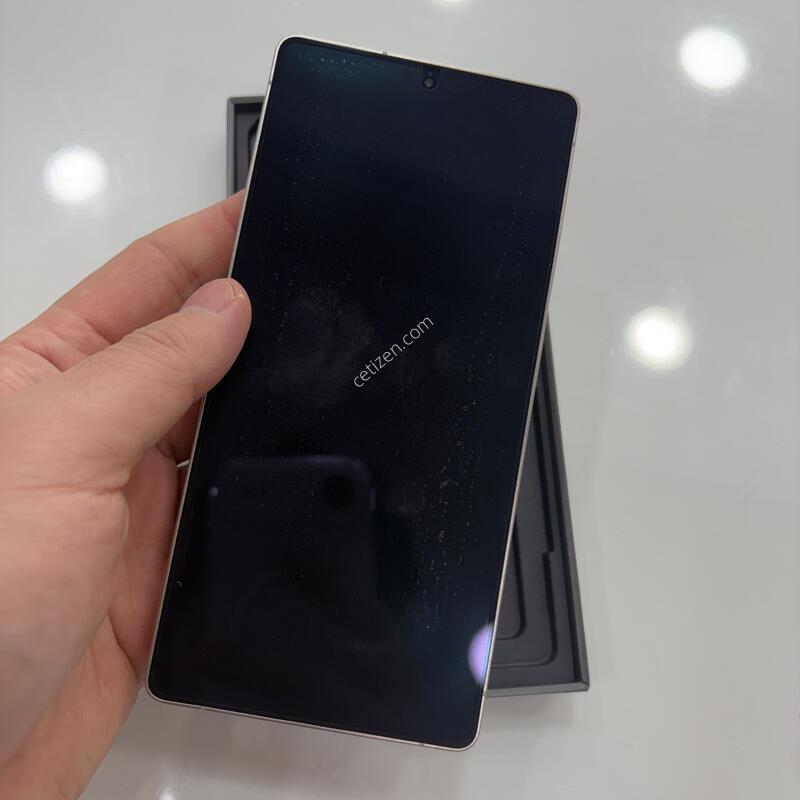 S25��Ʈ�� 512G ƼŸ������