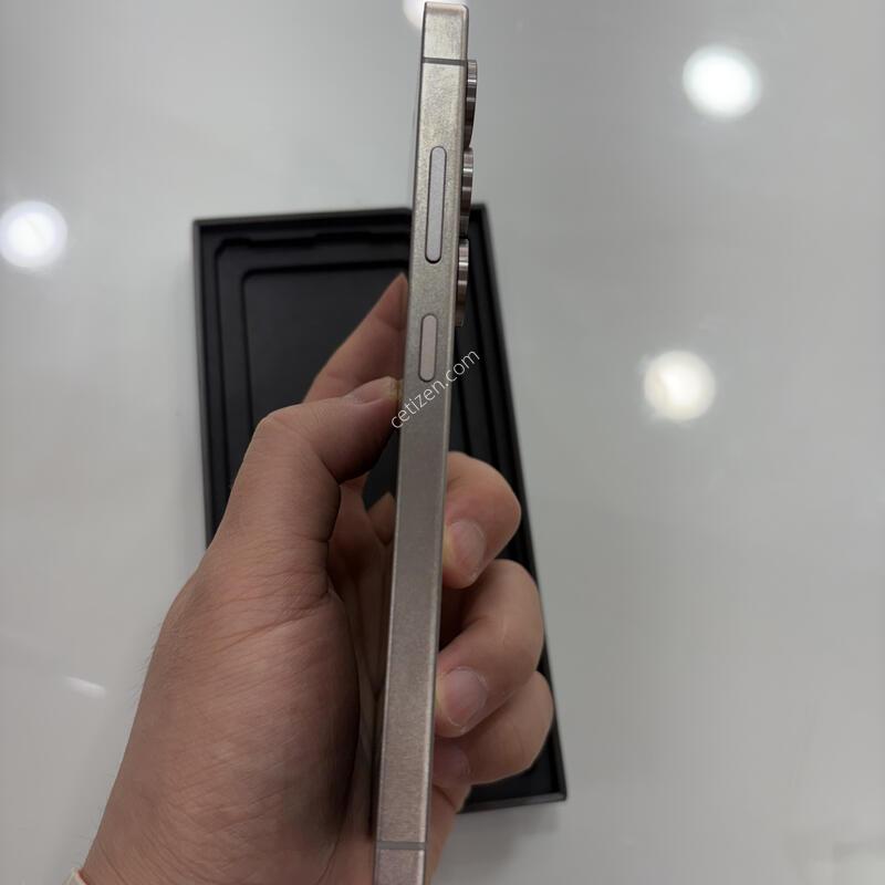 S25��Ʈ�� 512G ƼŸ������