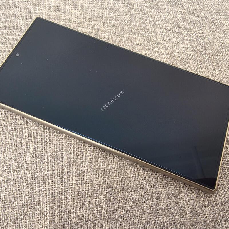 S24��Ʈ�� 256G ���ο� A�� �Ǹ��մϴ�.