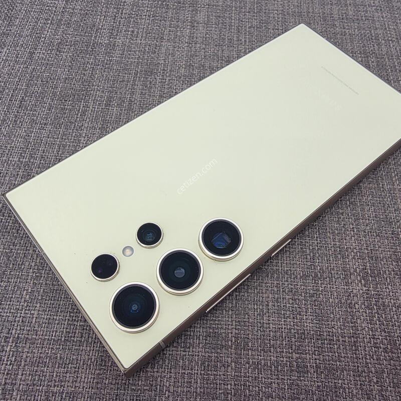S24��Ʈ�� 256G ���ο� A�� �Ǹ��մϴ�.