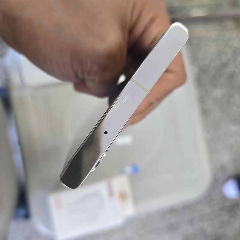 SK S23��Ʈ�� (S918) 256G ȭ��Ʈ���� ����� �˴ϴ�