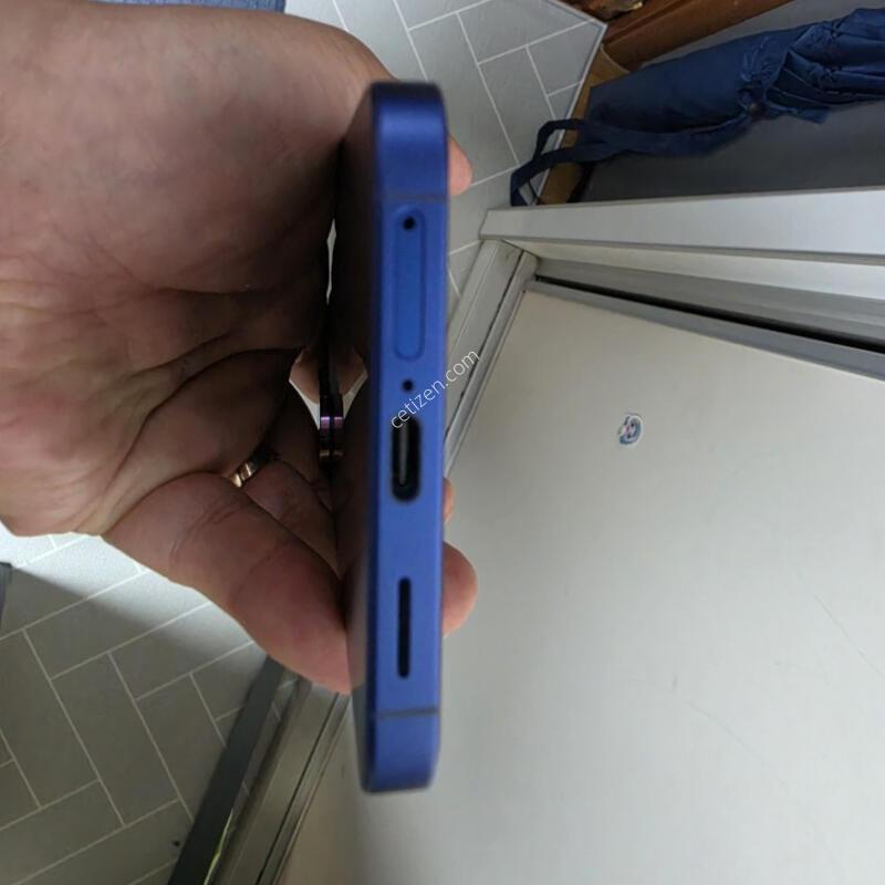 ������ S25 �÷��� 256G ���̺� �˴ϴ�. A��