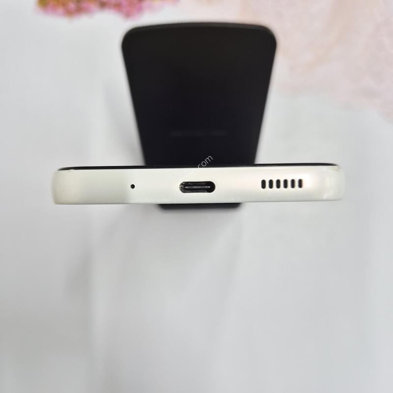 ����������3 ȭ��Ʈ 128GB