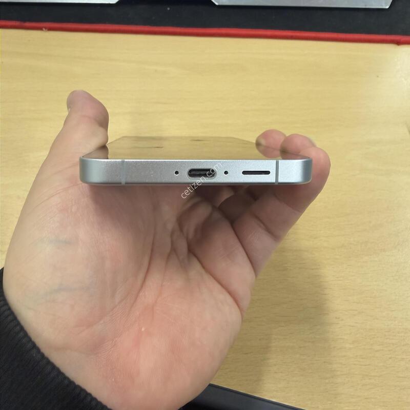 ������ S24FE ���� S�� 256GB