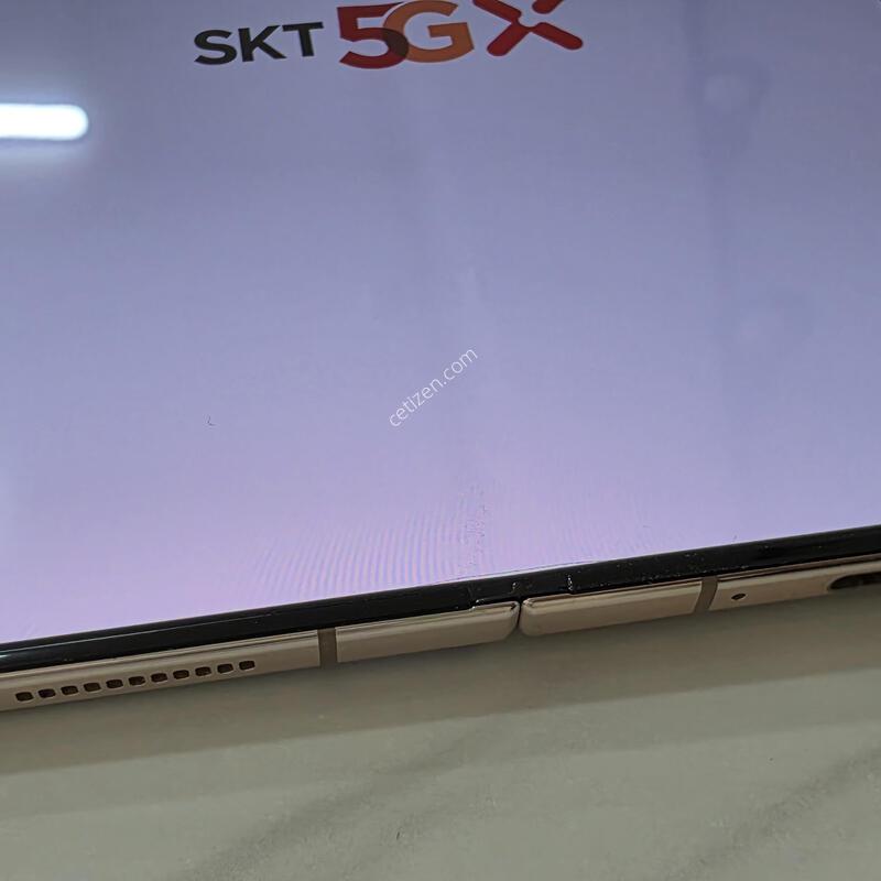 ����4 256G AA�� f936