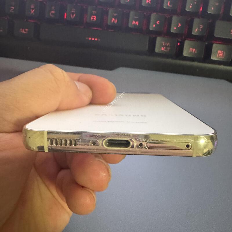 �������� SSS�� �Ｚ ������S23 256GB �Ǹ��մϴ�.
