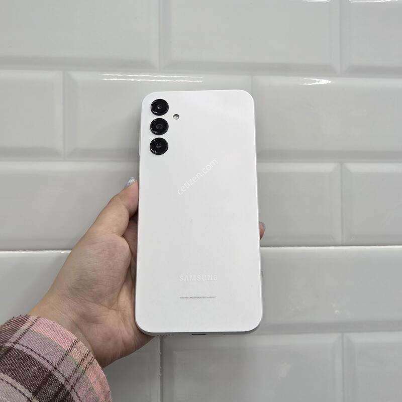 ����������3 ȭ��Ʈ 128GB