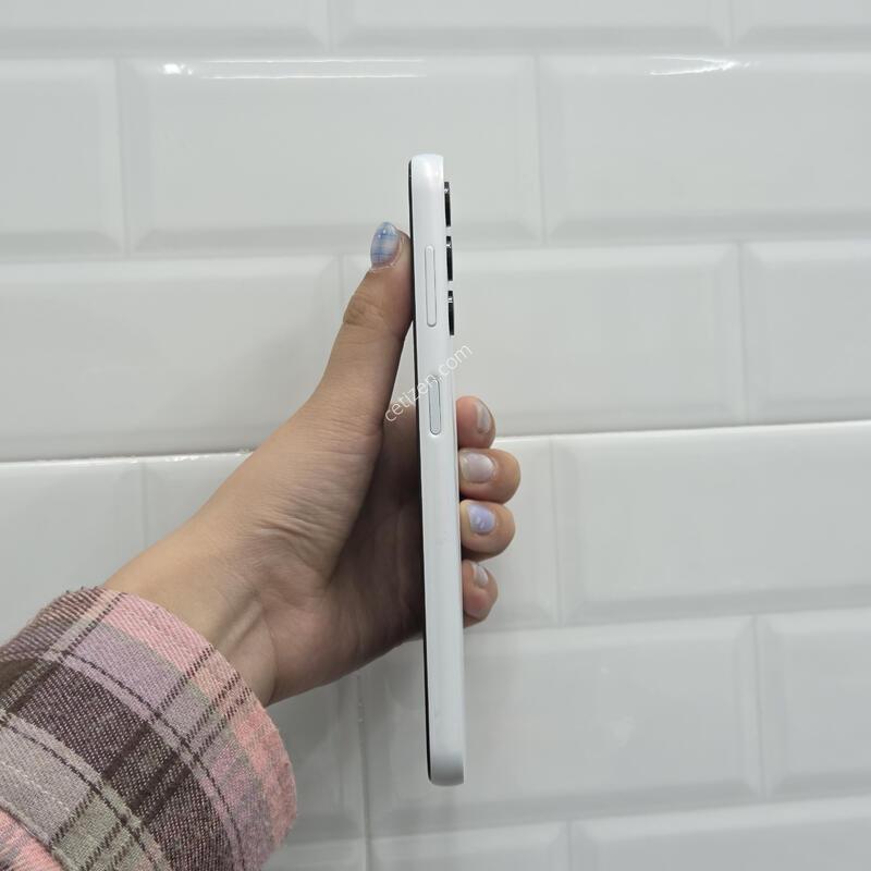 ����������3 ȭ��Ʈ 128GB