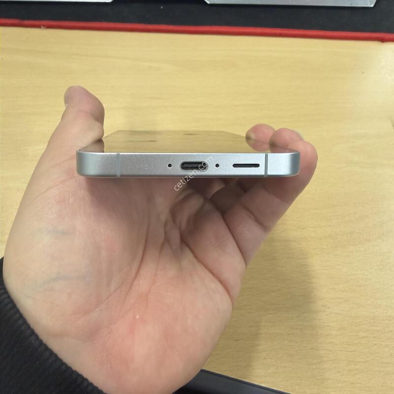 ������ S24FE ���� S�� 256GB